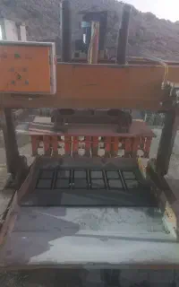 دستگاه بلوک زنی نیمه اتومات