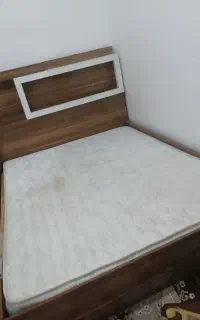 تخت خاب دونفره بدون زیره تشک ده میلیون تومان