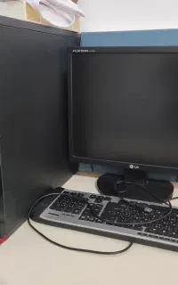 کامپیوتر و کیس و صفحه کلید