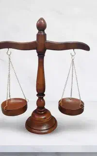 وکیل پایه یک دادگستری