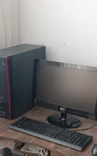رایانه کاملDDR4بهمراه رم4گیگ وگرافیک2گیگ مجزا