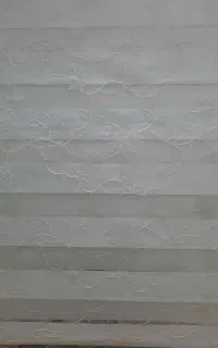 پرده زبرا سفید در حد نو