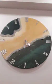 ساعت رزین طرح ژئود