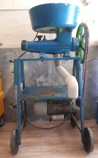 آبمیوه گیری صنعتی