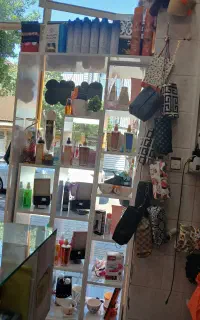 ویترین یا کتابخانه چهار درب