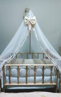 تخت و گهواره نوزادی
