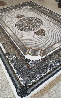 فرش دور قهوه ایی