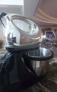 همزن و خمیر گیر برقی
