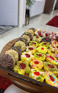 کیک و شیرینی خانگی