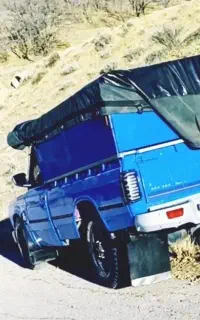 نیسان سایپا ۴۰۲