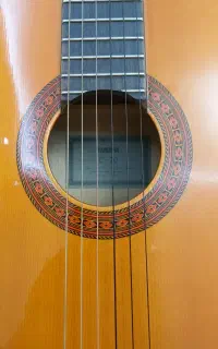 گیتار یاماها c70