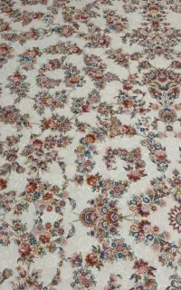 سه تخته فرش وپشتی همه باهم ست