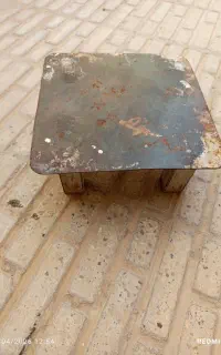 چهارپایه آهنی