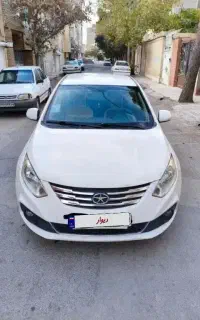 خودرو jac j4 سفید
