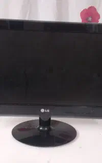 مانیتور ۱۹ اینچ LG