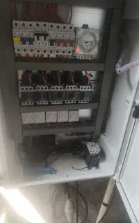 برق کار ساختمان و صنعتی  منصفانه