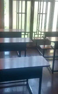نیمکت مدرسه