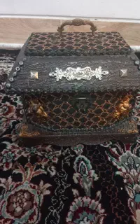صندوقچه وسایل آرایشی درحد نو