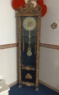 ساعت ایستاده
