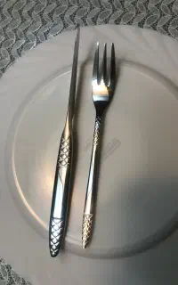 کارد و چنگال میوه خوری