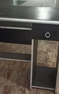 میز کامپیوتر و تحریر