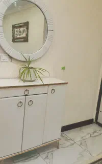 جاکفشی همراه با آینه درحد نو