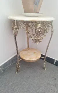 میز برنز سنگین