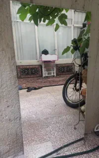 دوعددآینه با کیفیت کاملا سالم بدون شکستگی بدون قاب