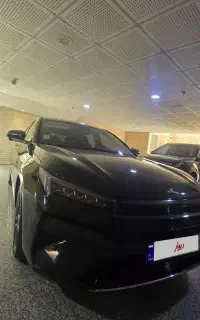کی ام سی j7 مدل ۱۴۰۲