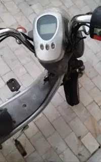 موتر برقی دندی، بدنه فابریک