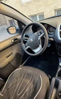 207 tu3 سفیید بیرنگ