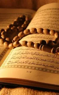 ختم زیارت عاشورا و قران واسه اموات