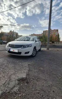 فروش خودرو آریو اتومات
