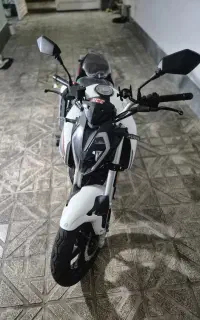 بنلی 180s