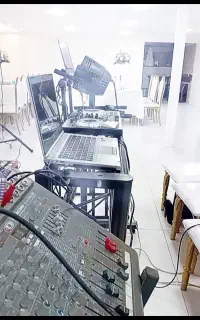 دی جی بانوان