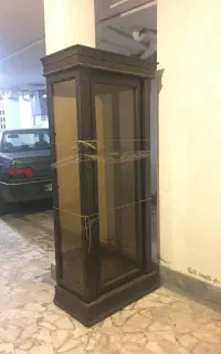 ویترین (بوفه)سالم وشیک وتمیز