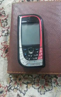 یک گوشی نوکیا 6130 اصل فلاند