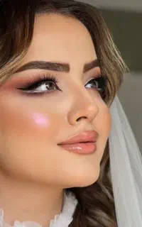 آموزش تخصصی میکاپ و خدمات میکاپ