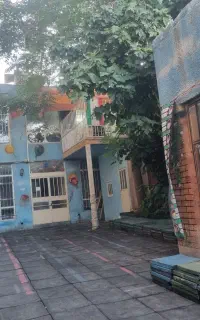 دبیر با سابقه حد اقل سه سال