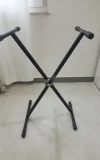 پایه کیبورد ضربدری سناتور در حد نو