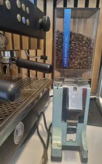 فروش وسایل مغازه قهوه فروشی