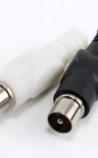 نصب براکت و تنظیم لوازم صوتی تصویری فروش سیم آنتن