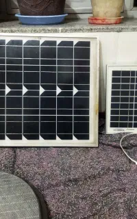 دو عدد پنل خورشیدی درحدنو