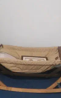 گهواره چوبی در حد نو نو