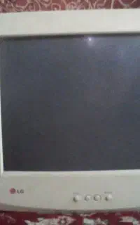 مانیتورسالم بدون کیس ولوازم جانبی