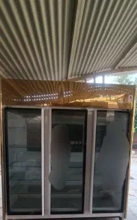 یخچال سوپرمارکت