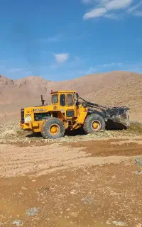 لودر ولوو ۴۴۰۰جفت پمپ درحد مدل۶۵