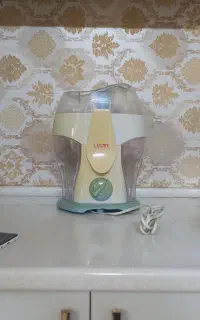آبمیوه گیر
