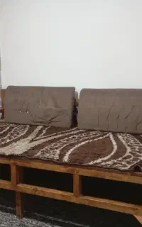 تخت. کافه و رستوران