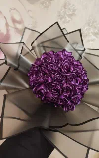 گل رز روبانی